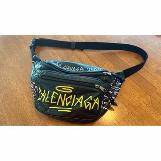 バレンシアガ(BALENCIAGA)のBALENCIAGA グラフィティ エクスプローラー(ショルダーバッグ)