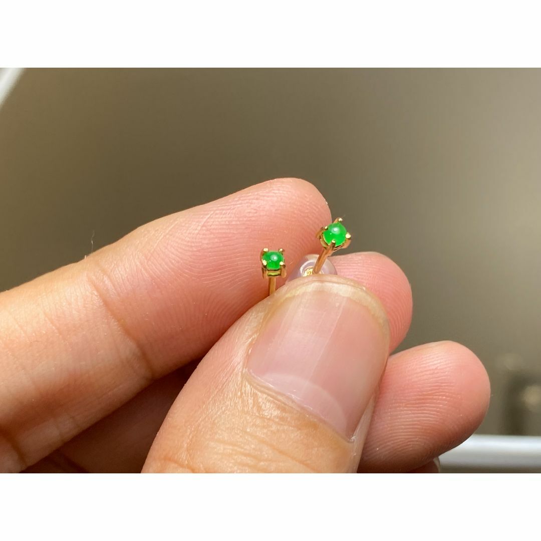 X25-02 k18 ミニ 氷種 陽緑ミャンマー産 本翡翠 ピアス