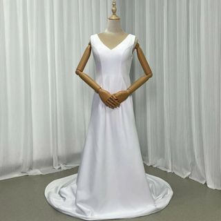 送料無料！パーティードレス ノースリーブ Vネックドレス美しいバックレース前撮り(ウェディングドレス)