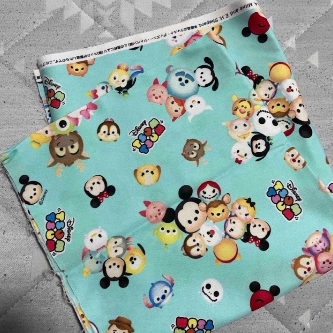 Disney(ディズニー)のツムツム ディズニー☆生地 布 ハギレ はぎれ ハンドメイドの素材/材料(生地/糸)の商品写真