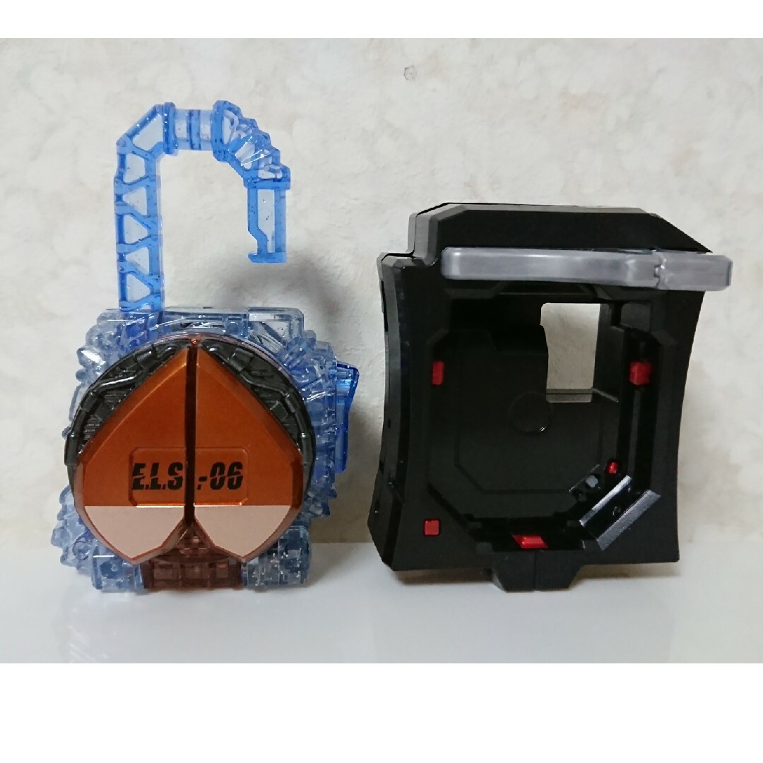 仮面ライダー鎧武 ロックシード エンタメ/ホビーのフィギュア(特撮)の商品写真
