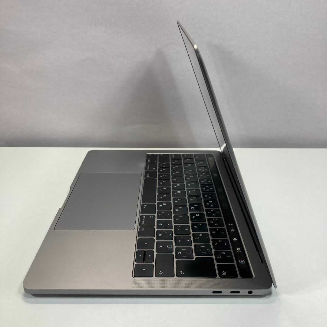Apple(アップル)のApple MacBook Pro Core i7 ノートPC (B31) スマホ/家電/カメラのPC/タブレット(ノートPC)の商品写真
