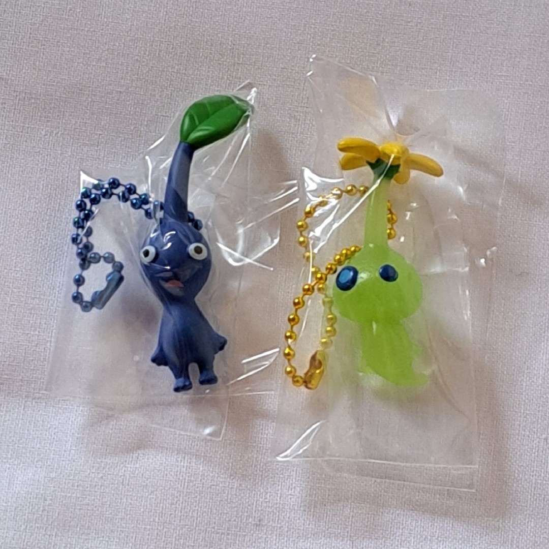 任天堂(ニンテンドウ)のピクミン マスコット&フルーツグミ2 青ピクミン ヒカリピクミン 2個セット エンタメ/ホビーのおもちゃ/ぬいぐるみ(キャラクターグッズ)の商品写真
