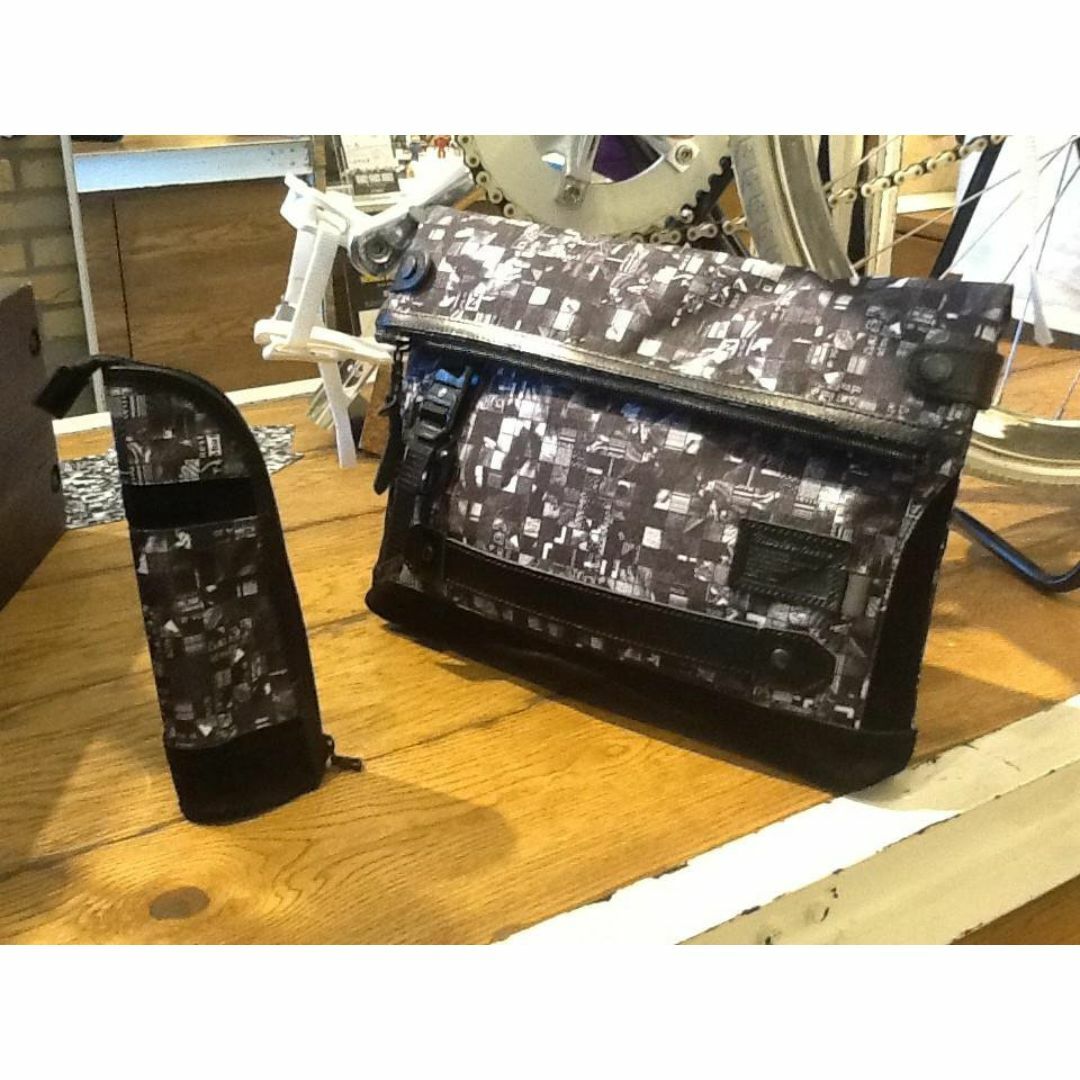 master-piece(マスターピース)のMSPC マスターピース 河村康輔 コラボ クラッチバッグ メンズのバッグ(セカンドバッグ/クラッチバッグ)の商品写真