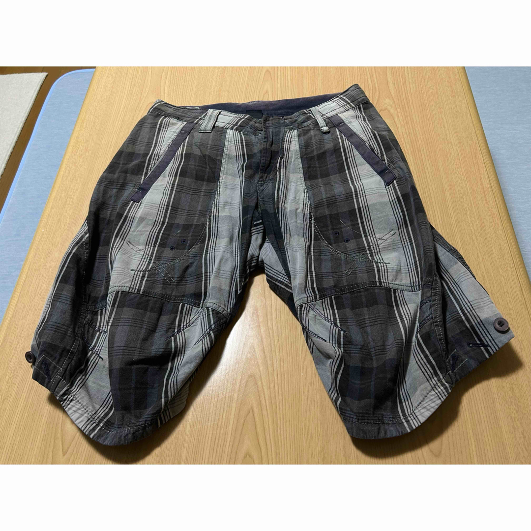 MARITHE + FRANCOIS GIRBAUD(マリテフランソワジルボー)の美品　MARITHE FRANCOIS GIRBAUD  チェックショートパンツ メンズのパンツ(ショートパンツ)の商品写真