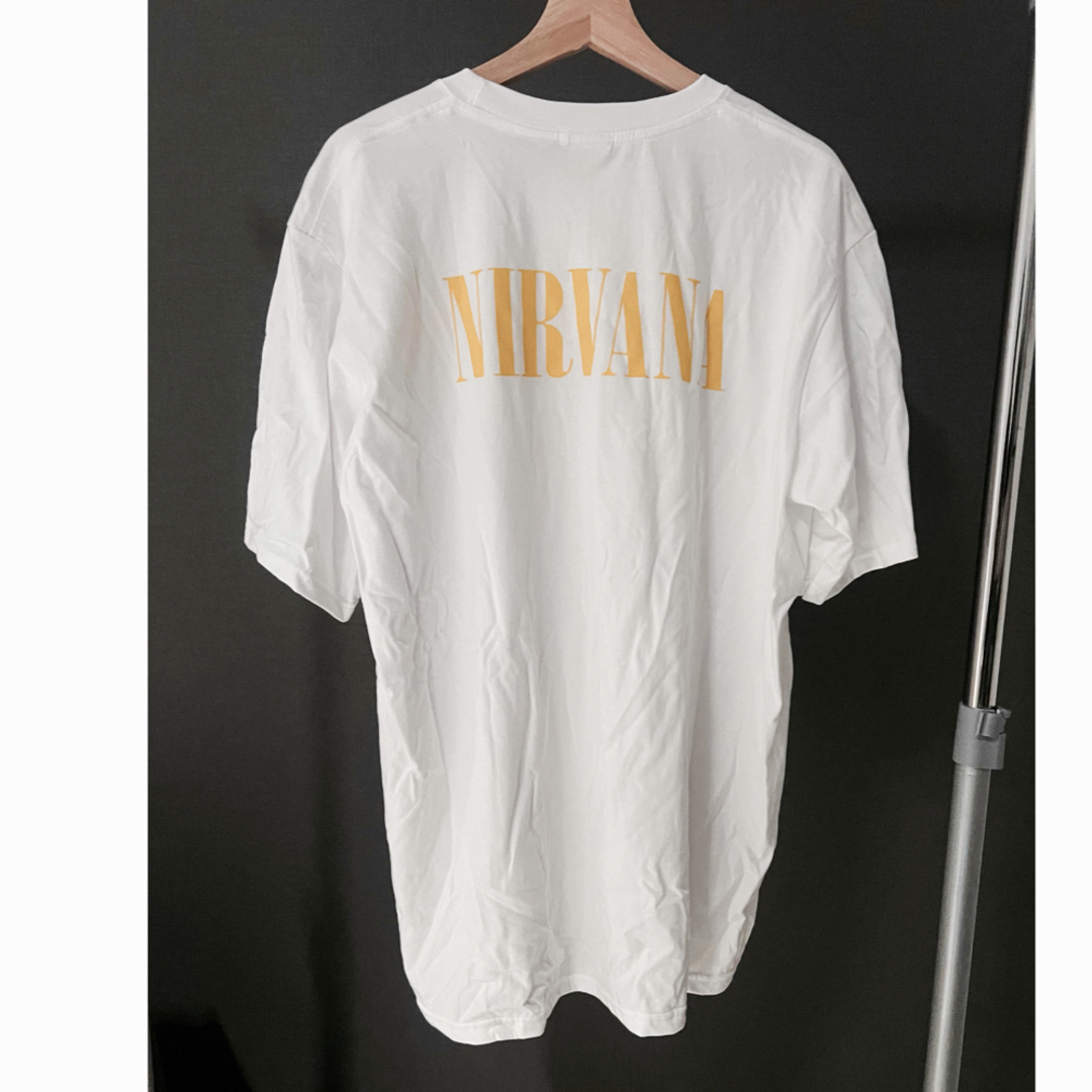 VINTAGE(ヴィンテージ)のNIRVANA グラフィックTシャツ　ホワイト　2XL メンズのトップス(Tシャツ/カットソー(半袖/袖なし))の商品写真