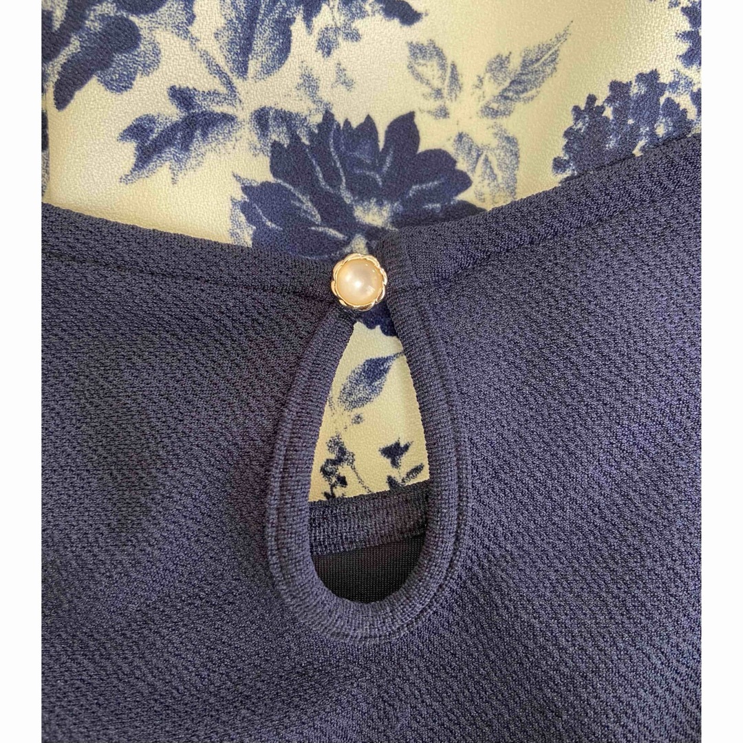 INGNI(イング)のINGNI フラワープリント 半袖ワンピース レディースのワンピース(ひざ丈ワンピース)の商品写真