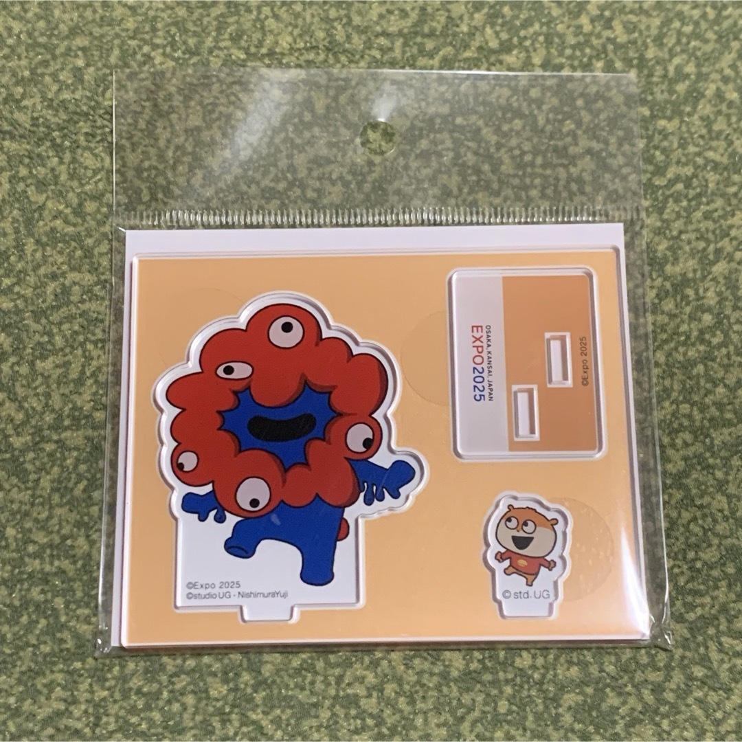 大阪関西万博 にしむらゆうじ ミャクミャク アクスタ こねずみ エンタメ/ホビーのおもちゃ/ぬいぐるみ(キャラクターグッズ)の商品写真