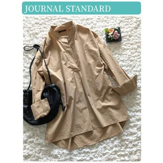 ジャーナルスタンダード(JOURNAL STANDARD)の美品【JOURNAL STANDARD】スキッパー　ビッグシャツ　ベージュ　長袖(シャツ/ブラウス(長袖/七分))