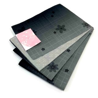 ☆新品未使用☆女性用着物・浴衣・卒業袴　黒系花模様B級品半巾帯　半幅帯(帯)