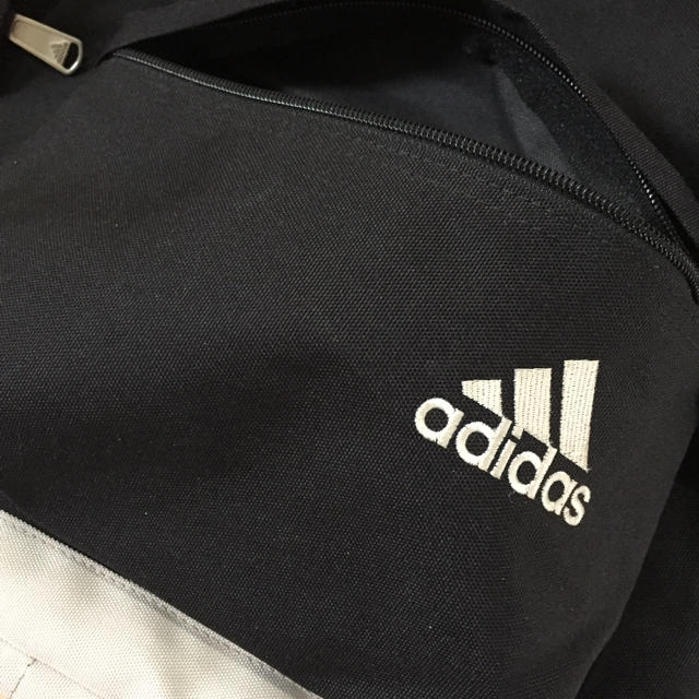 adidas(アディダス)の確認用 キッズ/ベビー/マタニティのこども用バッグ(リュックサック)の商品写真