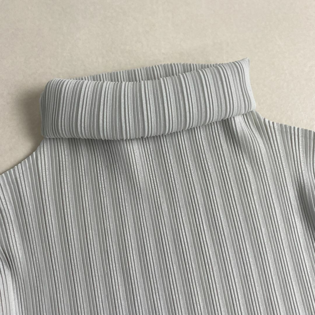 PLEATS PLEASE ISSEY MIYAKE ホワイト長袖カットソー PLEATS PLEASE ISSEY MIYAKE】プリーツプリーズイッセイミヤケ