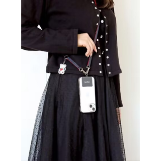 【新品】ファミリア　ショルダー ストラップ　familiar スマホ(スマホストラップ/チャーム)
