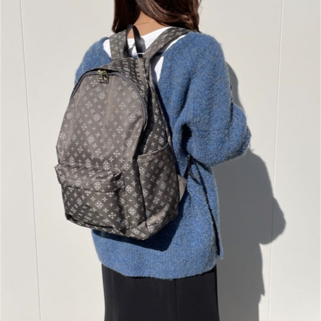 Russet - 新品✨タグ付き♪未使用‼️ リュック グレー系 大特価