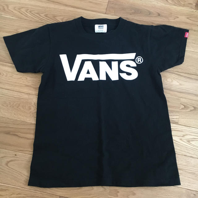 VANS(ヴァンズ)のvans Tシャツ ブラック 150cm 子供服 キッズ レディースのトップス(Tシャツ(半袖/袖なし))の商品写真