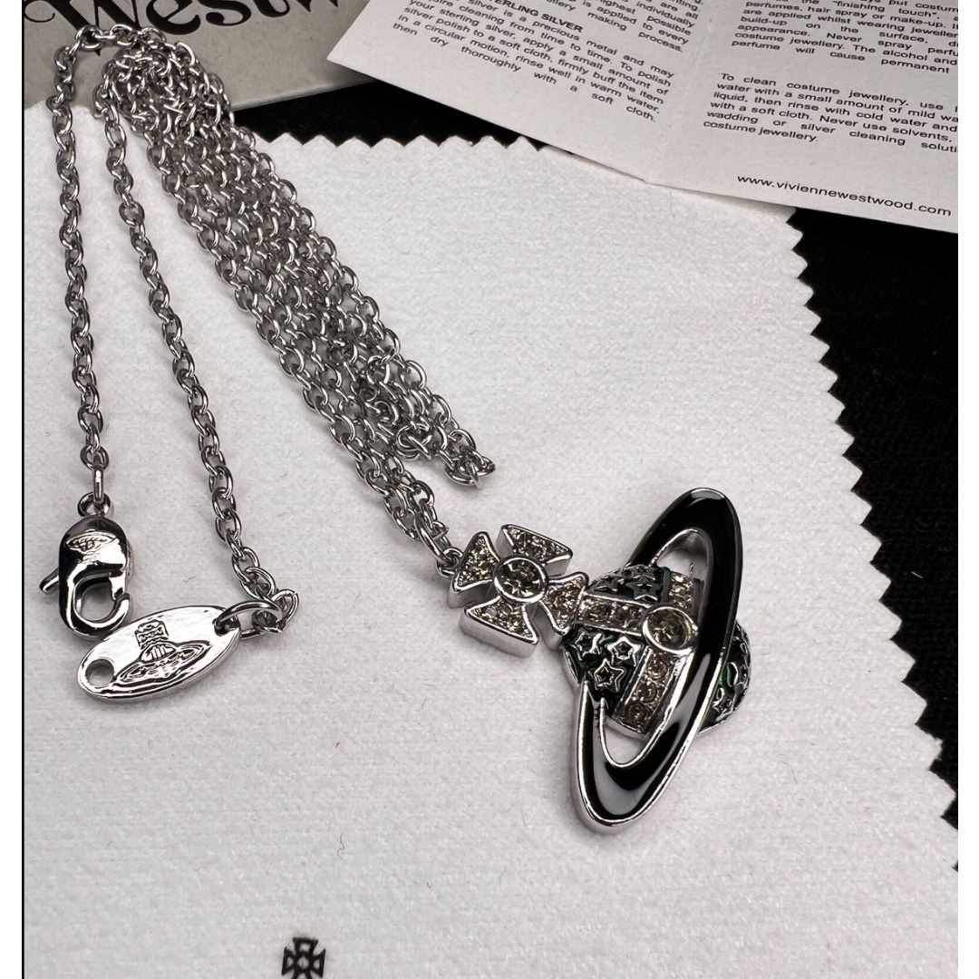 Vivienne Westwood(ヴィヴィアンウエストウッド)のヴィヴィアンウエストウッド  MAN ROXANNE   ネックレス メンズのアクセサリー(ネックレス)の商品写真