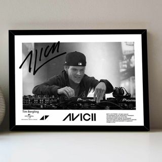 4-アヴィーチー　Avicii　 ヒップホップ　A4サイズ　ポスター　白黒(フォトフレーム)