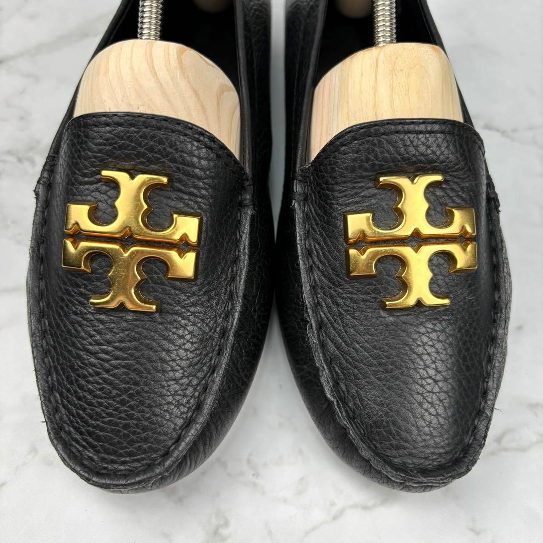 Tory Burch(トリーバーチ)の【美品】TORY BURCH トリバーチ ブラック レザー スリッポン 24 レディースの靴/シューズ(スリッポン/モカシン)の商品写真