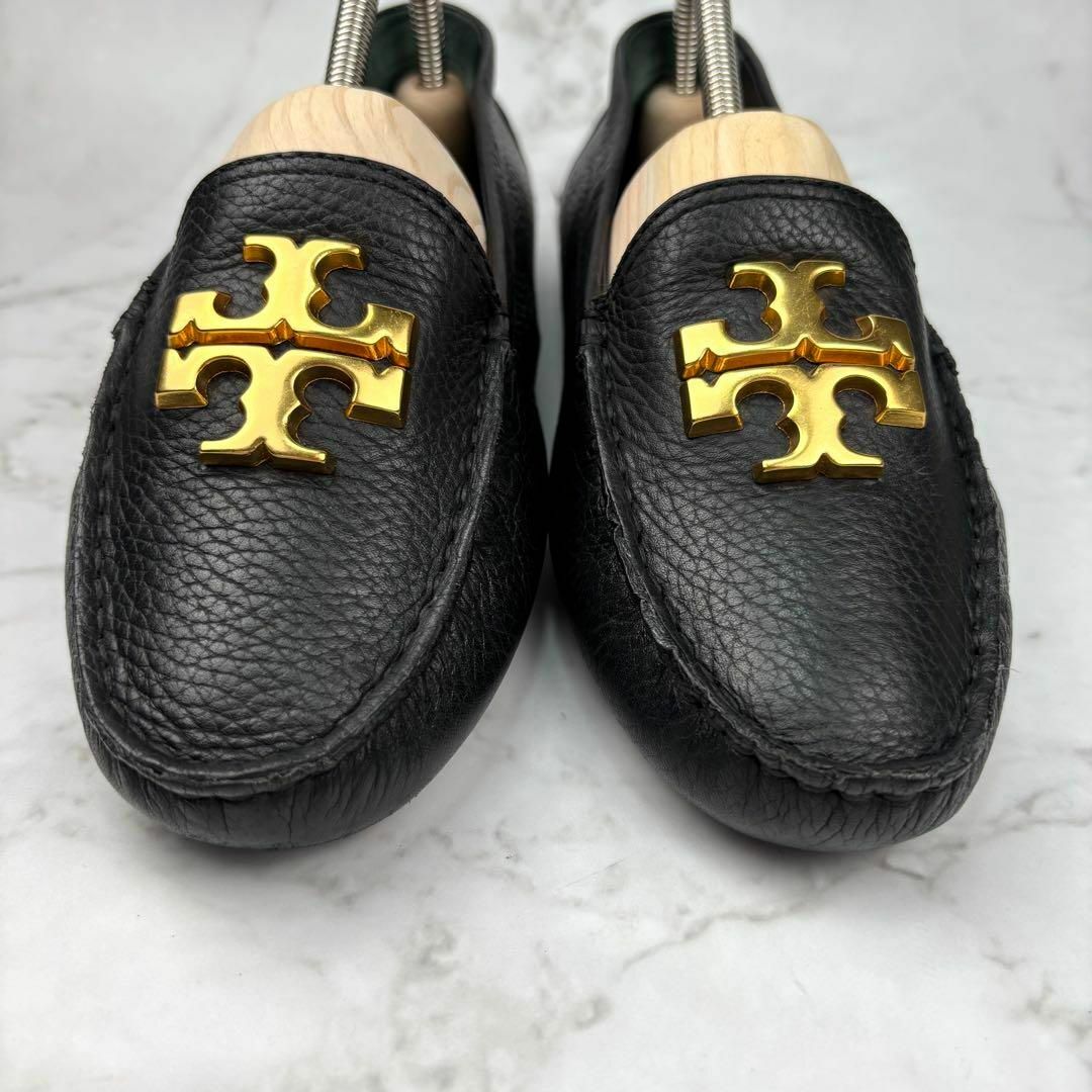 Tory Burch(トリーバーチ)の【美品】TORY BURCH トリバーチ ブラック レザー スリッポン 24 レディースの靴/シューズ(スリッポン/モカシン)の商品写真