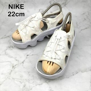 ナイキ(NIKE)の【美品】NIKE ナイキ ココサンダル エアーマックスココ サンダル 22 白(サンダル)