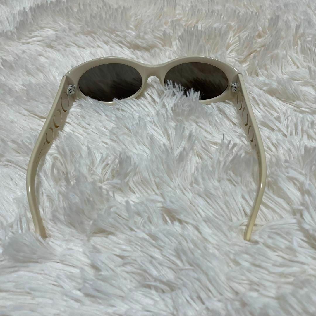 美品 フェンディ 7525 サングラス アイボリー ズッカ柄 ユニセックス FENDI - 美品 フェンディ 7525 サングラス アイボリー ズッカ柄
