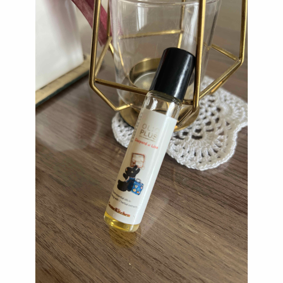 Cosme Kitchen(コスメキッチン)のナリン ハーブオイル33+7 ロールオン コスメ/美容のリラクゼーション(アロマオイル)の商品写真