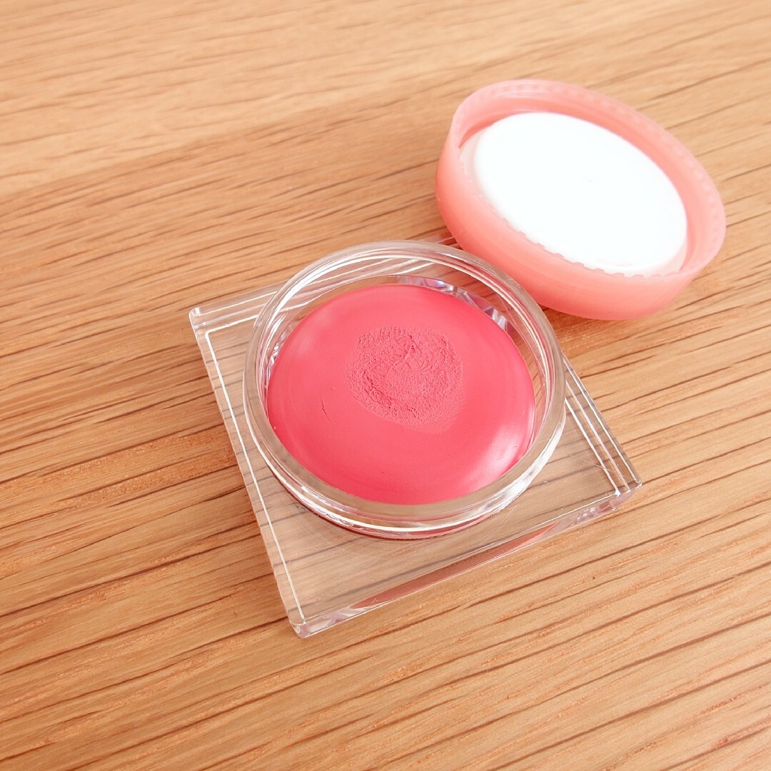 デイジーク 限定色 チーク&リップ スフレカラーポット 01PeachFrima コスメ/美容のベースメイク/化粧品(チーク)の商品写真