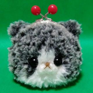 ✿ハンドメイド✿がま口・ポーチ✿手編み・あみぐるみ✿ふわっふわ猫ちゃん✿(ポーチ)