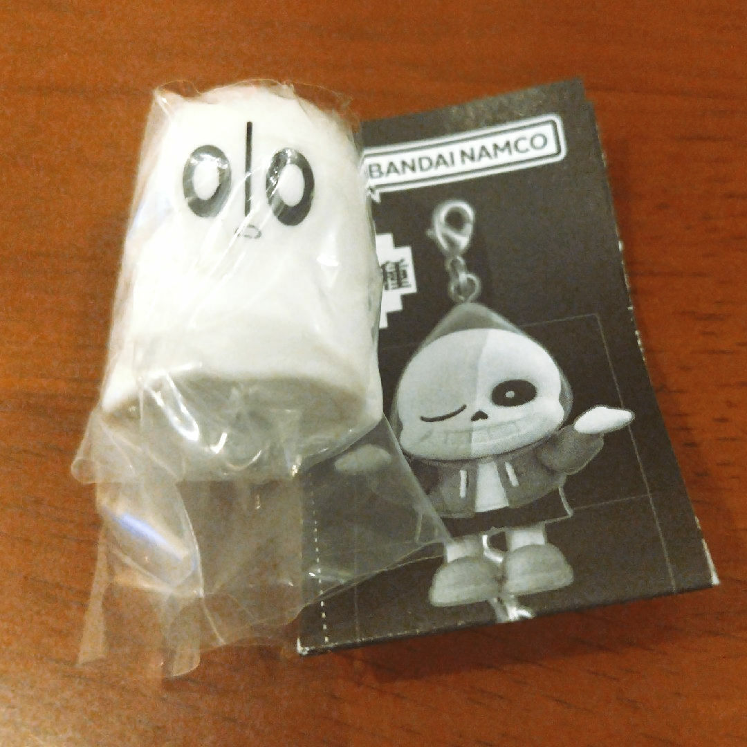 BANDAI NAMCO Entertainment(バンダイナムコエンターテインメント)の【未開封】UNDERTALE ナプスタブルーク ストラップ エンタメ/ホビーのアニメグッズ(キーホルダー)の商品写真