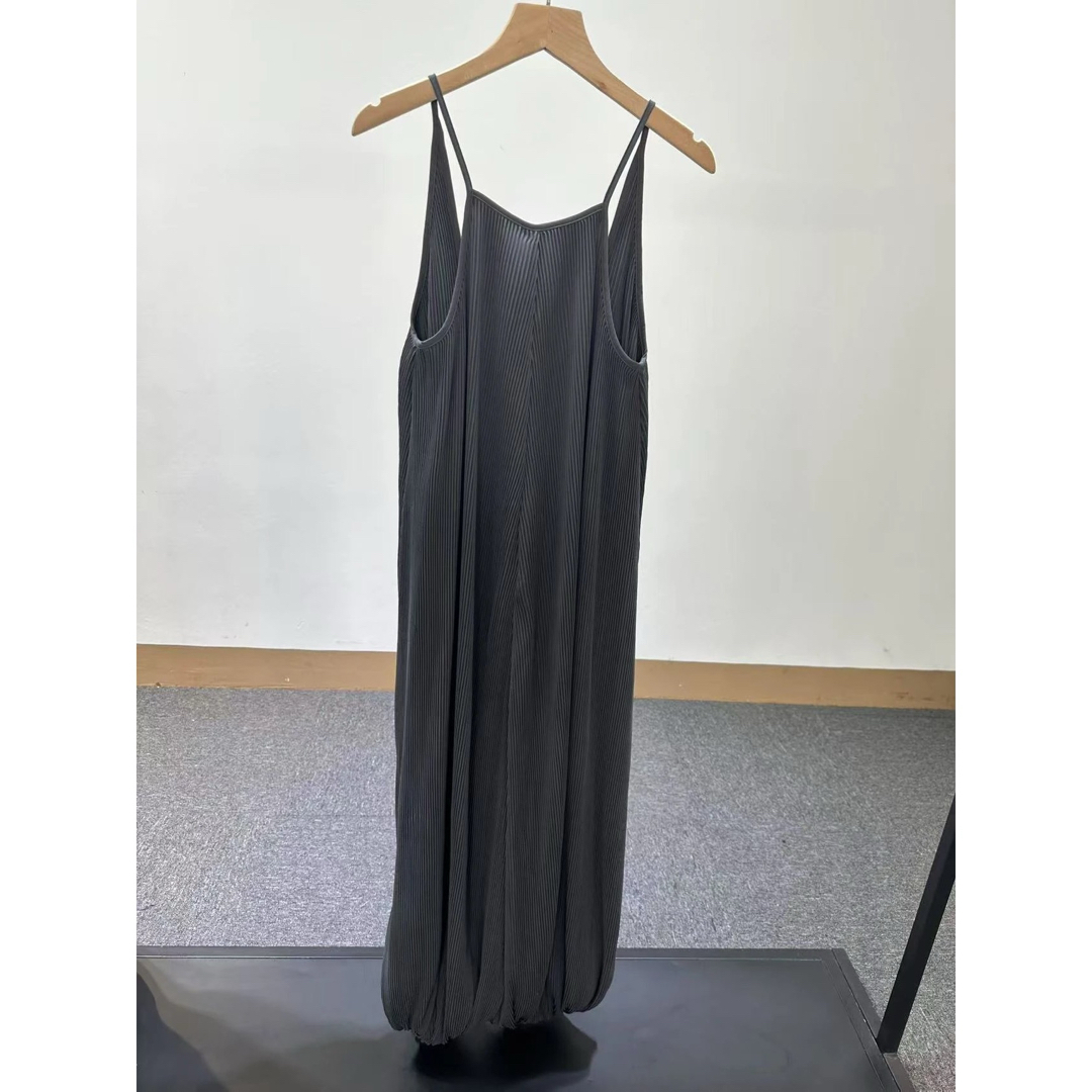 ENFOLD PLEATS ALLINONE 300IS133-1511 レディースのパンツ(サロペット/オーバーオール)の商品写真