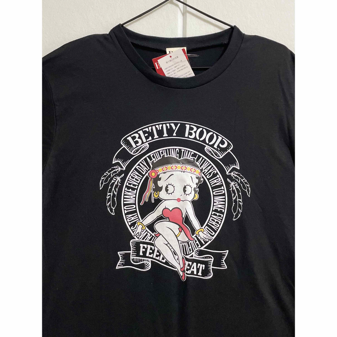 Betty Boop(ベティブープ)の【新品未使用】 BETTY BOOP ベティちゃんTシャツ　半袖 レディースのトップス(Tシャツ(半袖/袖なし))の商品写真