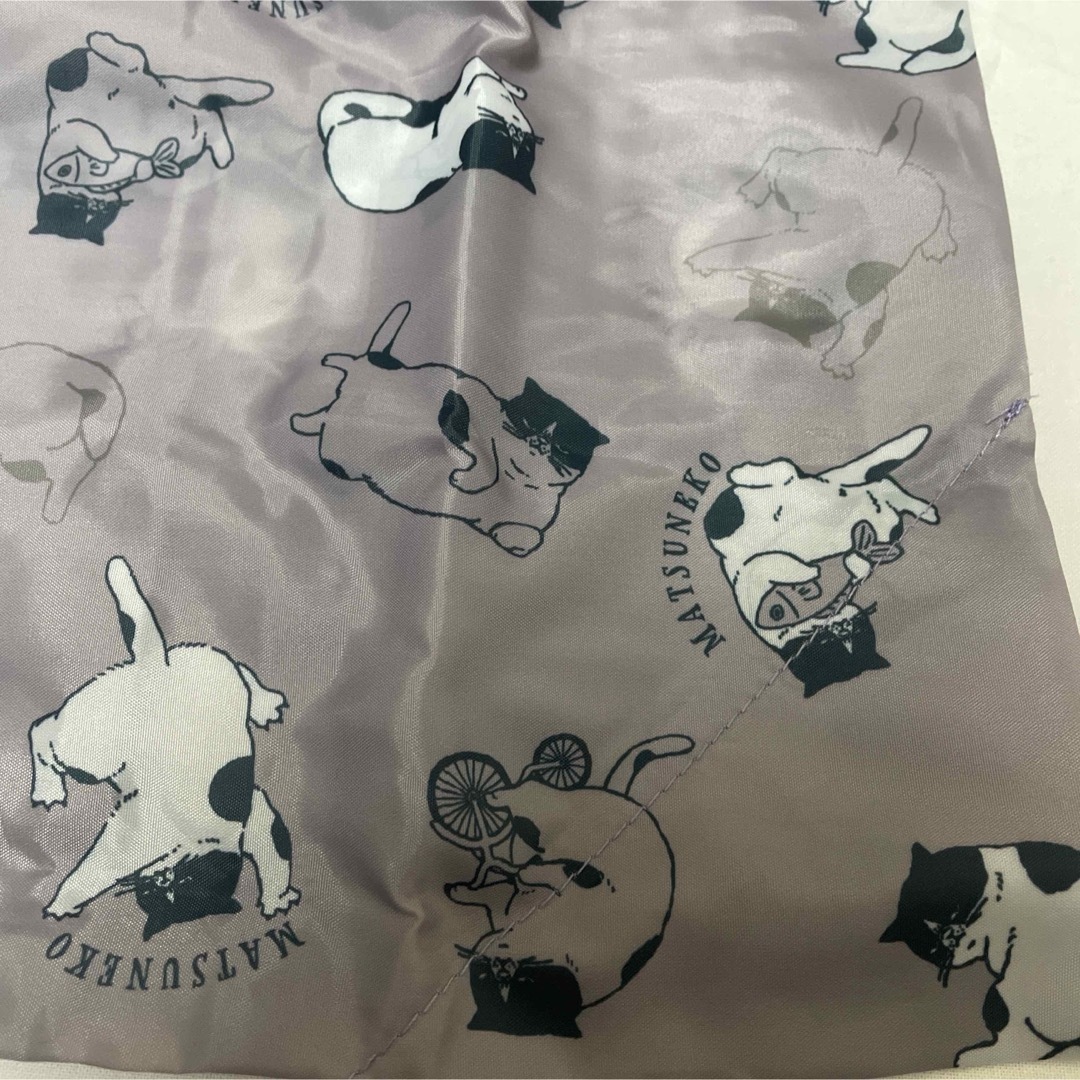 ネコ　マツネコ　エコバッグ　コンビニエコバッグ　買い物袋　猫 レディースのバッグ(エコバッグ)の商品写真