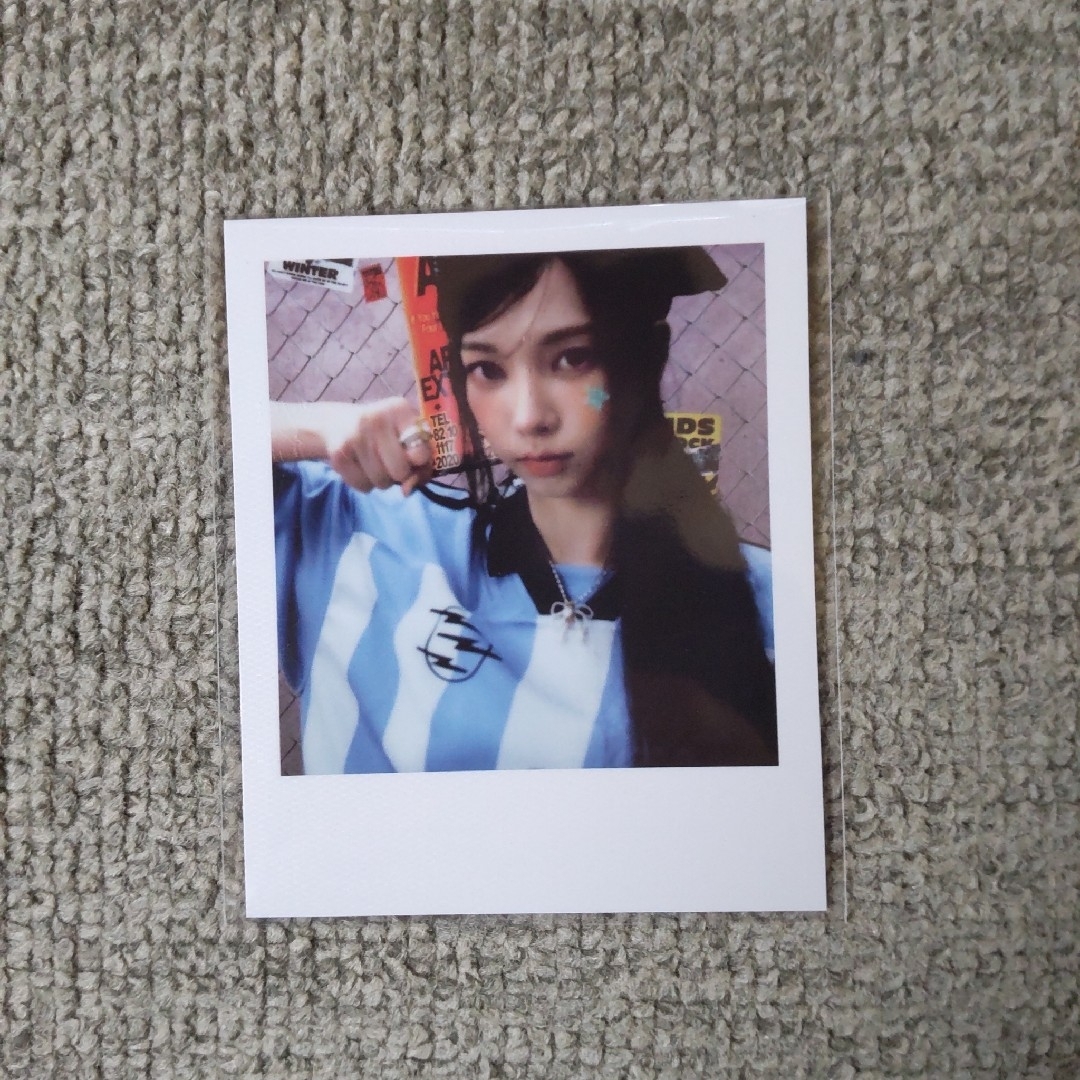 aespa(エスパ)のaespa 2025 シーグリ カリナ ポラロイド エンタメ/ホビーのタレントグッズ(アイドルグッズ)の商品写真