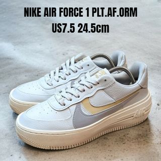NIKE - ナイキ NIKE rローカットスニーカー レディース 23.5の NIKE - ナイキ NIKE rローカットスニーカー レディース 23.5の