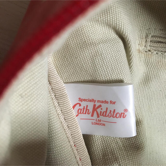 Cath Kidston(キャスキッドソン)のCath Kidston ドット柄ボストントラベルバッグ レディースのバッグ(ボストンバッグ)の商品写真