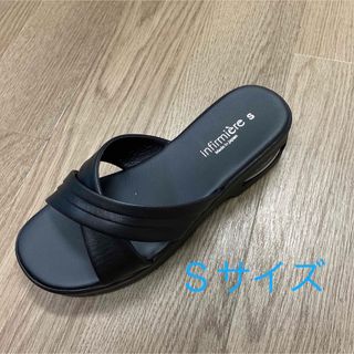 アンファミエ　日本製ナースサンダル　Ｓサイズ　残りわずか