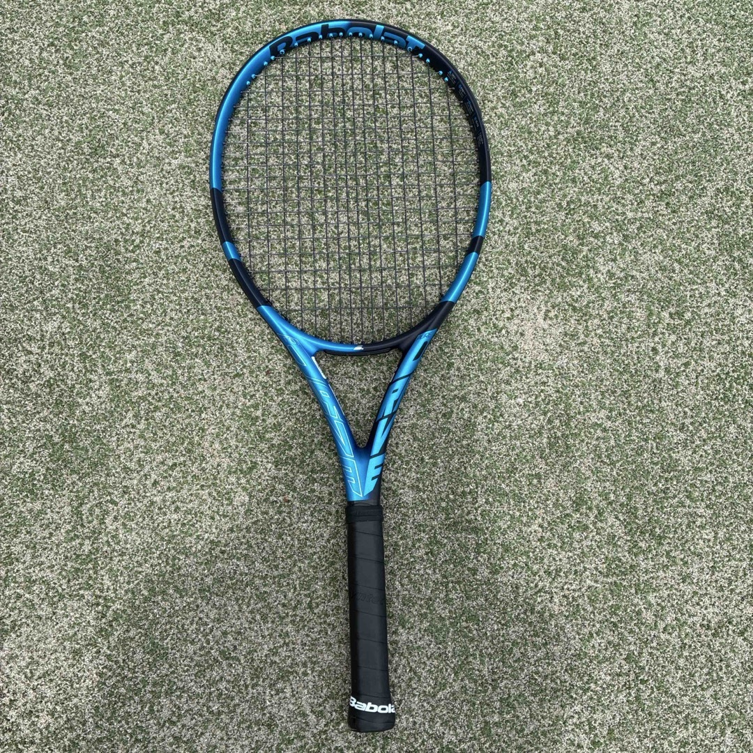 Babolat(バボラ)のピュアドライブ107 グリップ1 チケットのスポーツ(テニス)の商品写真