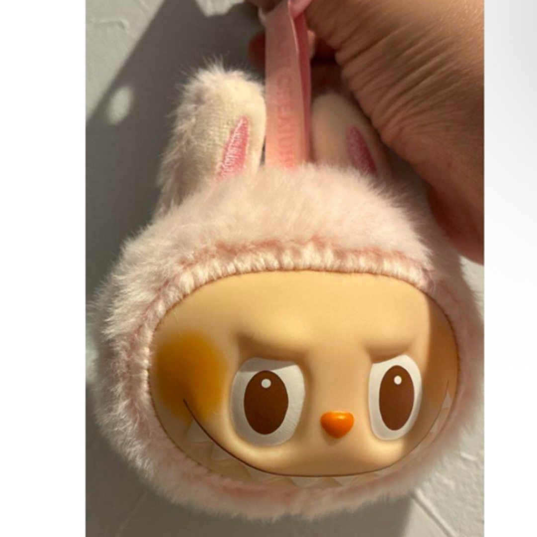 ラブブ ぬいぐるみ ストラップ エンタメ/ホビーのおもちゃ/ぬいぐるみ(ぬいぐるみ)の商品写真
