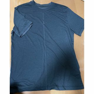 ナイキ　シャツ　サイズM　灰色(Tシャツ/カットソー(半袖/袖なし))