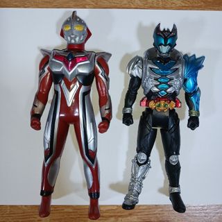 ウルトラマンネクサス　仮面ライダーキバ　フィギュア(特撮)
