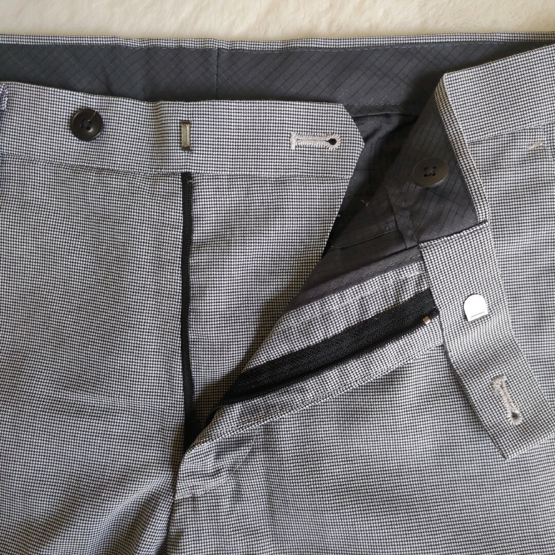 UNIQLO(ユニクロ)のユニクロ　スラックス　柄　ウエスト76　メンズ メンズのパンツ(スラックス)の商品写真
