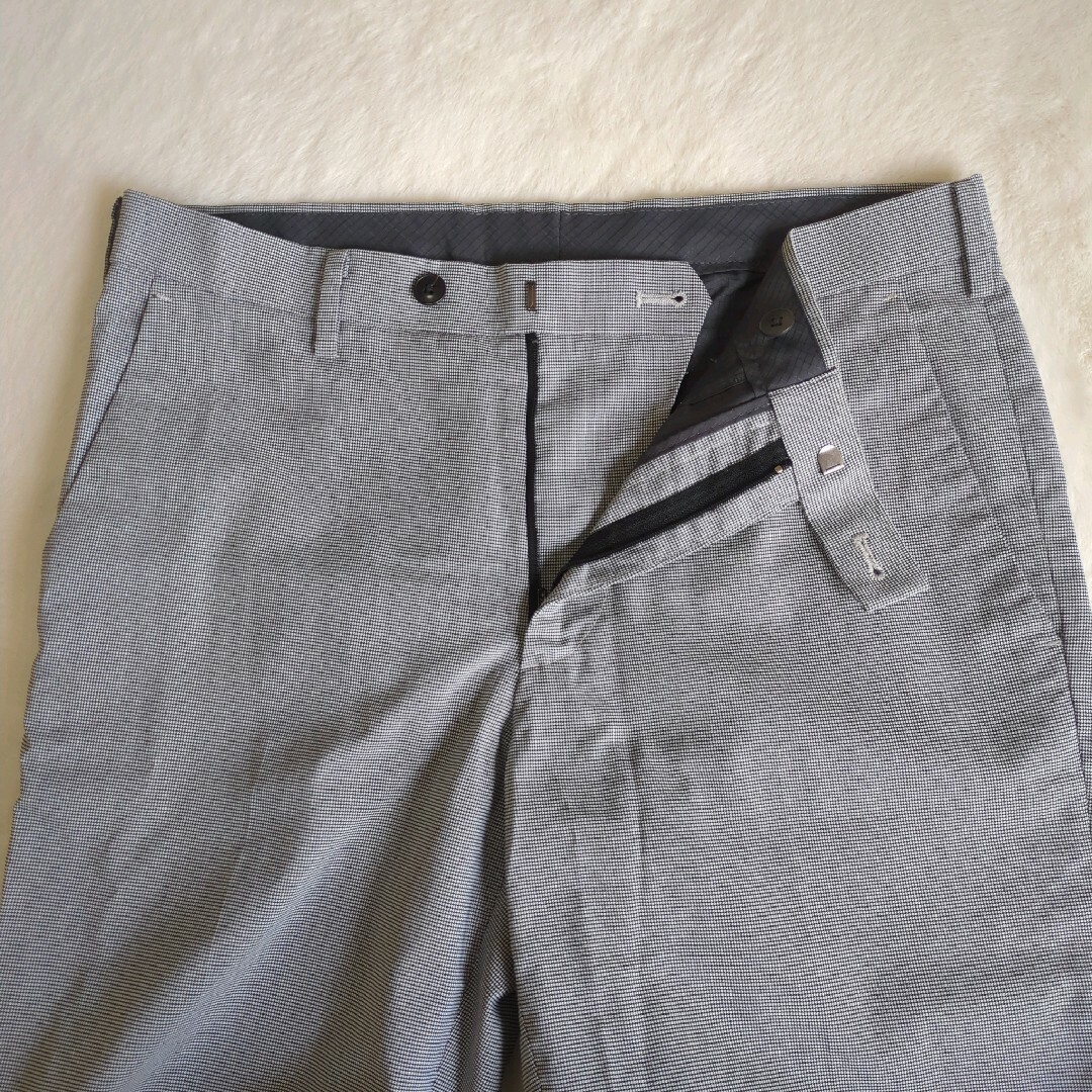 UNIQLO(ユニクロ)のユニクロ　スラックス　柄　ウエスト76　メンズ メンズのパンツ(スラックス)の商品写真