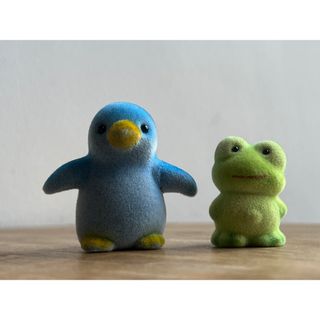 CENTEX　ペンギンとカエル(置物)