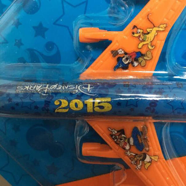 Disney(ディズニー)のrak_ks様 ディズニーワールド限定飛行機 2015 Disney Parks エンタメ/ホビーのおもちゃ/ぬいぐるみ(キャラクターグッズ)の商品写真