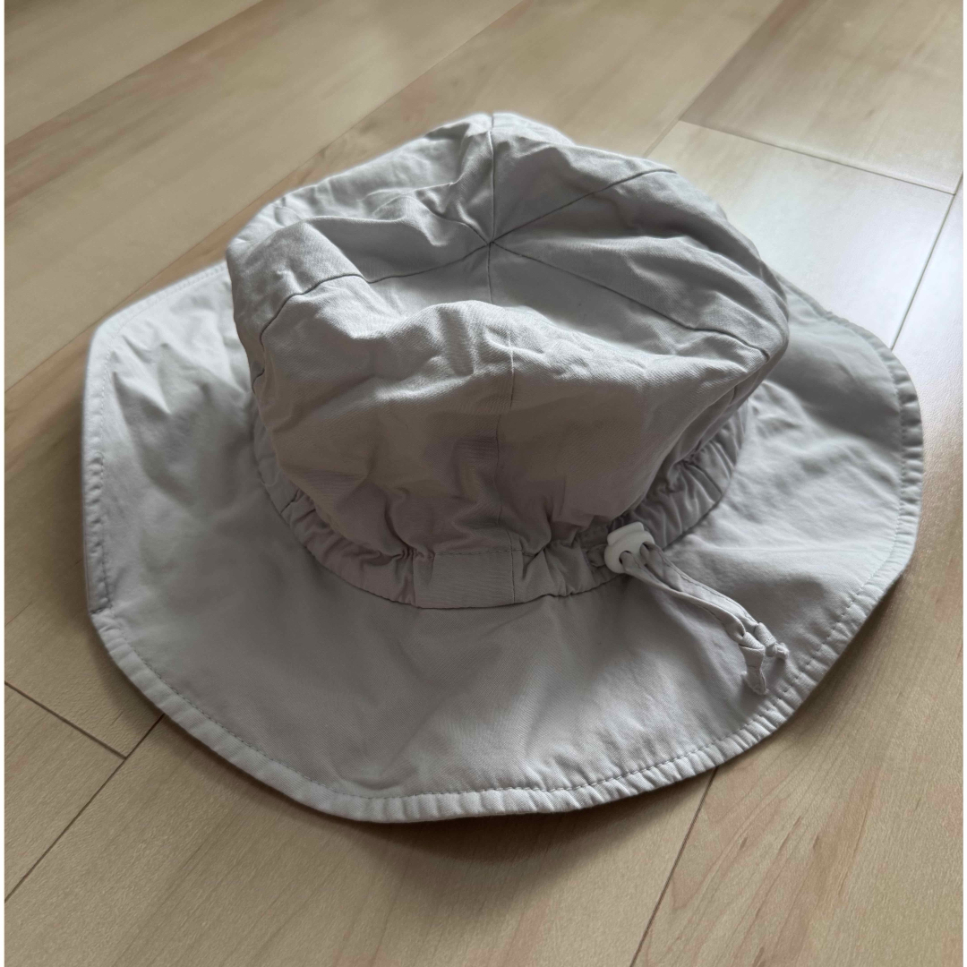 子供用帽子　サファリハット　子供用ハット　紐付きサイズ調整可能 キッズ/ベビー/マタニティのこども用ファッション小物(帽子)の商品写真