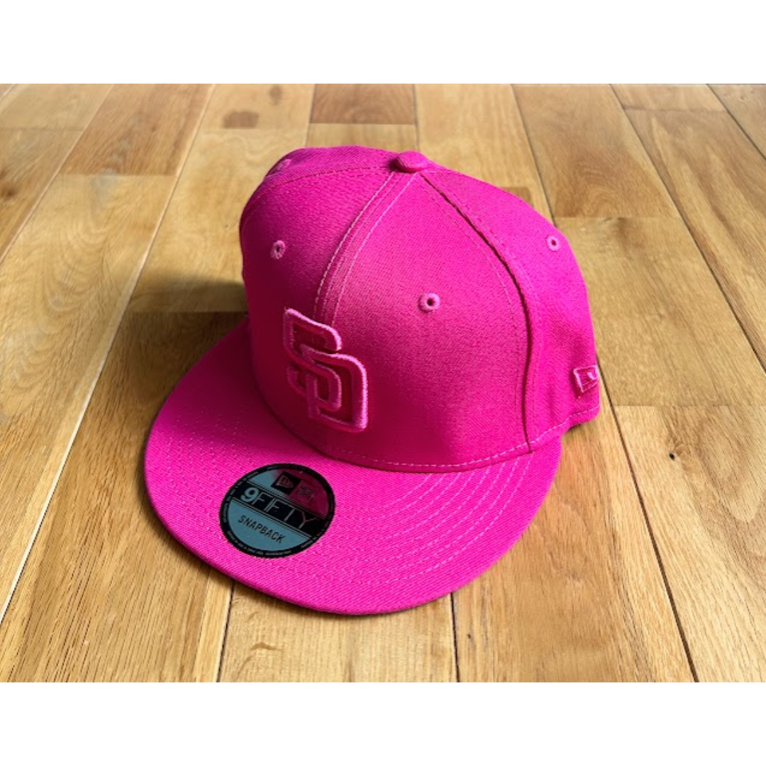 【おすすめ】 NEW ERA - New Era 9FIFTY ピンク SD パドレス ロゴキャップ ウェア