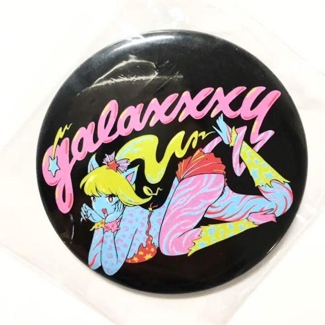 galaxxxy(ギャラクシー)のgalaxxxy 缶バッチ セット エンタメ/ホビーのアニメグッズ(バッジ/ピンバッジ)の商品写真