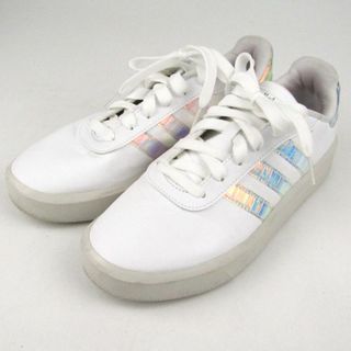 アディダス(adidas)のアディダス スニーカー ローカット IG8606 コートプラットフォーム  シューズ 靴 白 レディース 24.5サイズ ホワイト adidas(スニーカー)