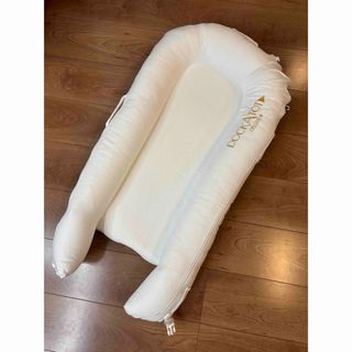 DockATot ドッカトット Deluxe+ デラックスプラス ベビーベッド (ベビー布団)