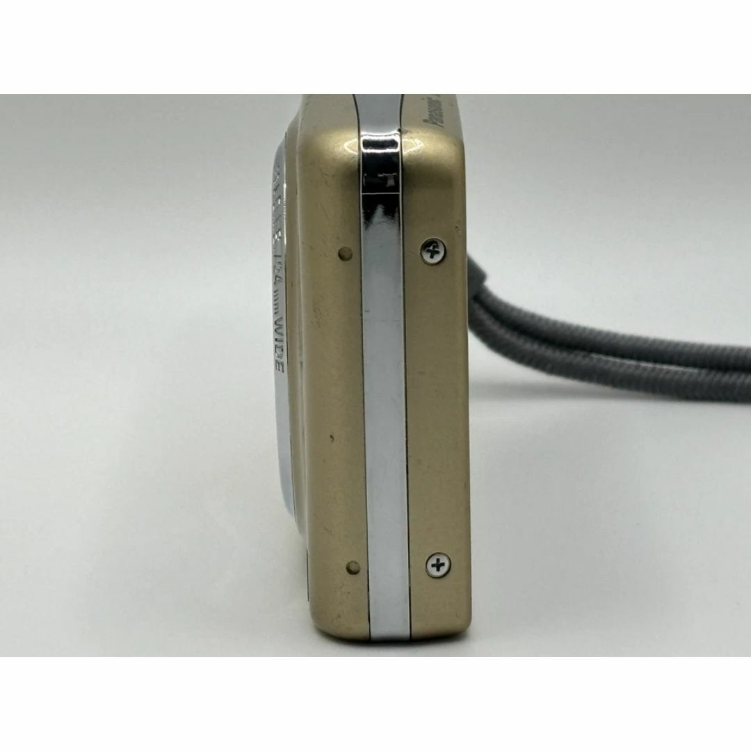 Panasonic(パナソニック)のPanasonic LUMIX FX-77 タッチパネル ゴールド 付属品付き スマホ/家電/カメラのカメラ(コンパクトデジタルカメラ)の商品写真